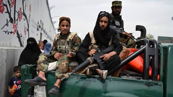 Analysis of Afghanistan's geopolitical threats and opportunities in the current situation Afghanistan is in a complex and sensitive geopolitical position.