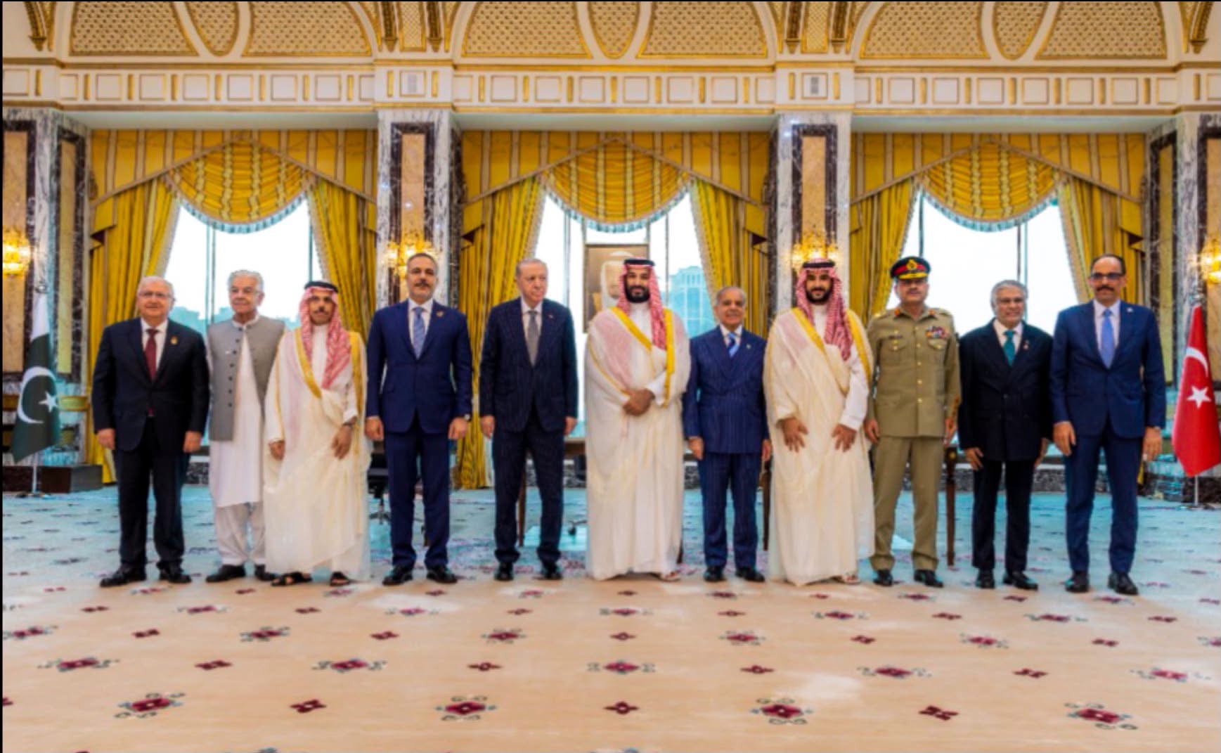 Turkey, Pakistan, Saudi Arabia hold first Mecca Joint Defense Alliance meeting in Istanbul